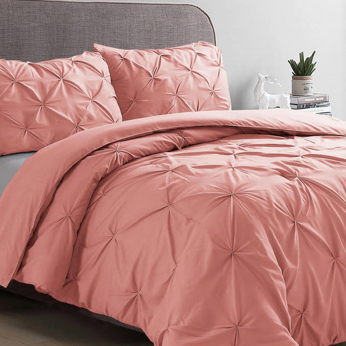 Marquis Luxurious Pinch Pleated All-Season Comforter With  Pillow Shams